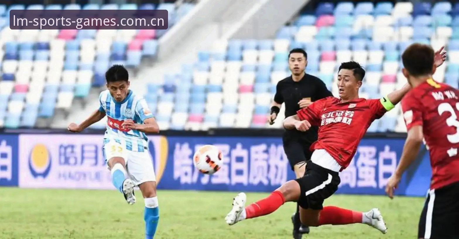 LMSPORT注册下载不了怎么办 中国足协第三批禁足名单公布,65人受罚!在LM体育官网如何追踪足球反腐最新动态?
