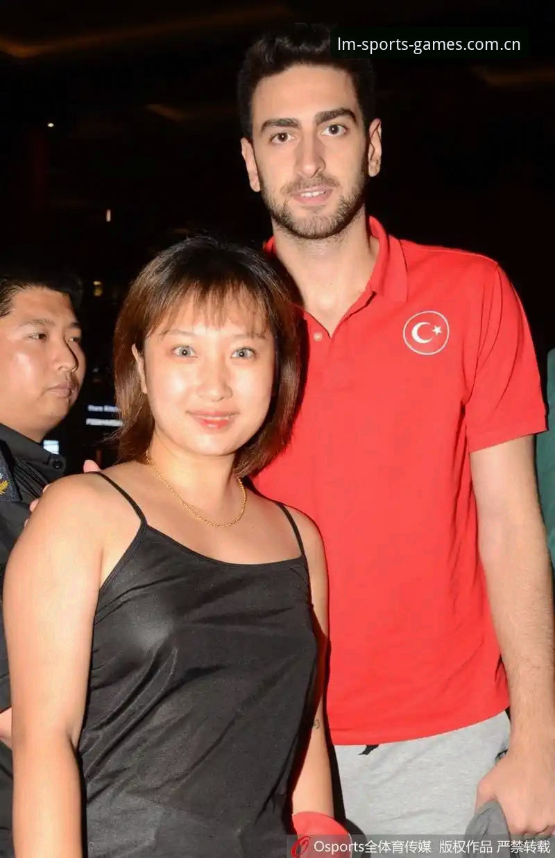 LM体育官方地址怎么下载 揭秘世界杯观赛困境:约旦土耳其球迷签证危机,lm体育平台带你直击赛场背后真相